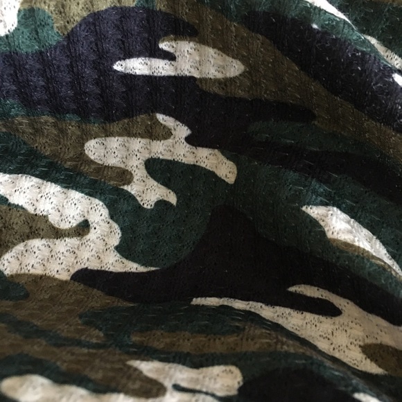 🛍 Camo Thermal Top - Picture 5 of 7